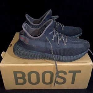 Yeezy 350 black non reflective